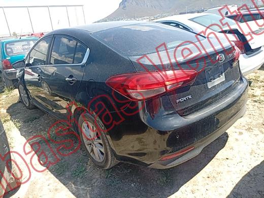 KIA NEW FORTE 2017, foto 7 de 19