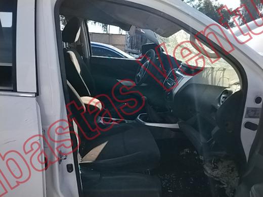 NISSAN NP 300 2018, foto 12 de 19
