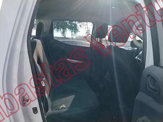 NISSAN NP 300 2018, foto 13 de 19