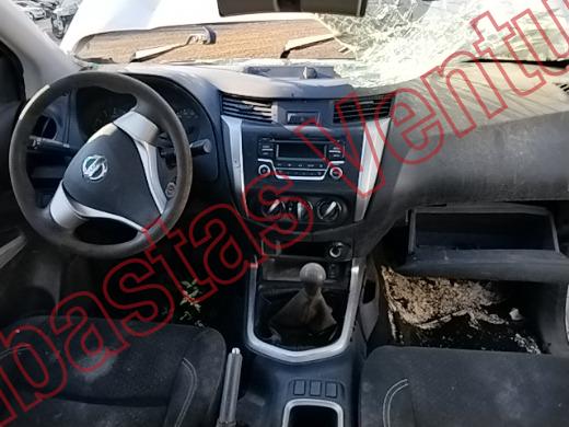 NISSAN NP 300 2018, foto 14 de 19