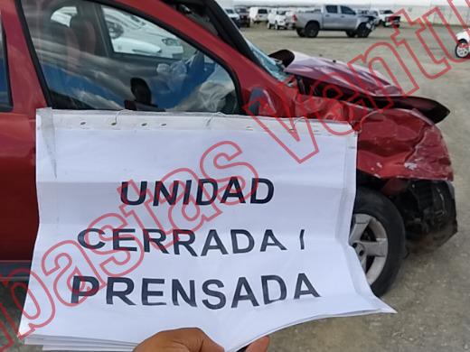 RENAULT DUSTER 2015, foto 12 de 19