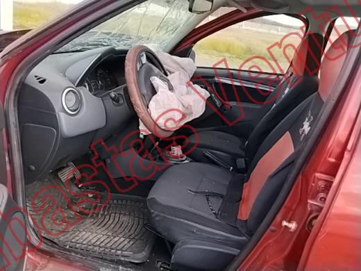 RENAULT DUSTER 2015, foto 17 de 19