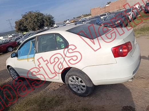 VOLKSWAGEN BORA 2007, foto 8 de 19