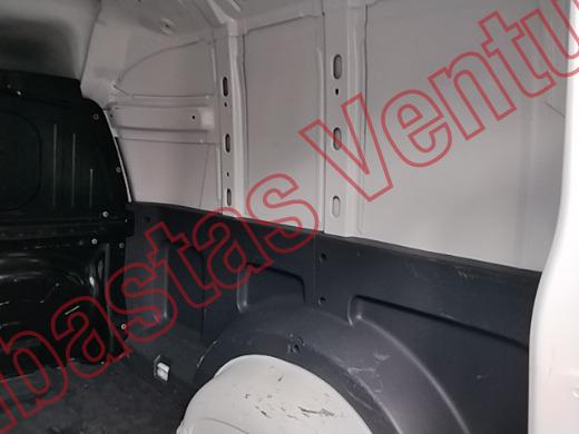 CHRYSLER RAM PROMASTER 2023, foto 16 de 19