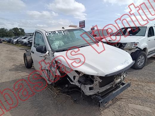 TOYOTA HILUX 2019, foto 3 de 19