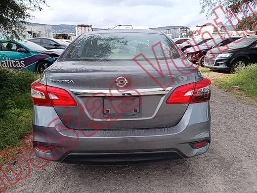 NISSAN SENTRA 2019, foto 6 de 19