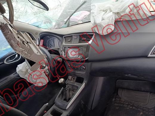 NISSAN SENTRA 2019, foto 14 de 19