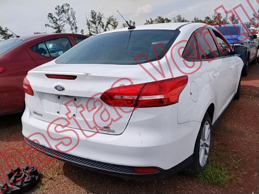 FORD FOCUS 2015, foto 5 de 19