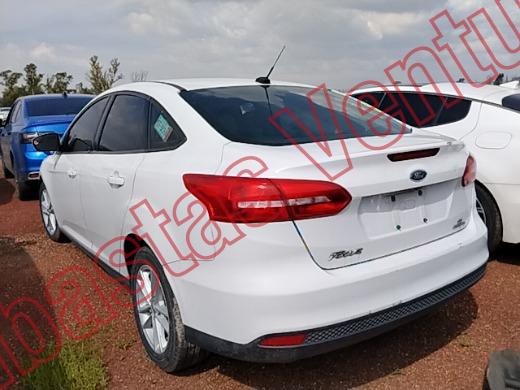 FORD FOCUS 2015, foto 7 de 19