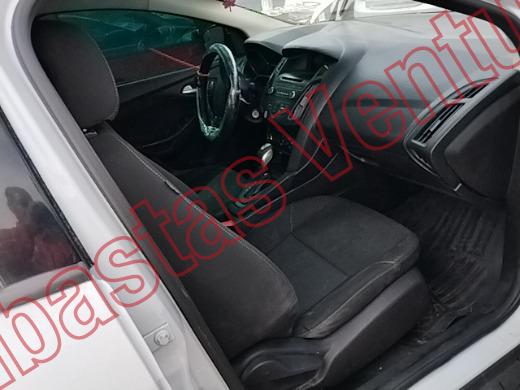 FORD FOCUS 2015, foto 12 de 19