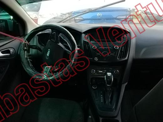 FORD FOCUS 2015, foto 14 de 19