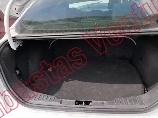 FORD FOCUS 2015, foto 15 de 19