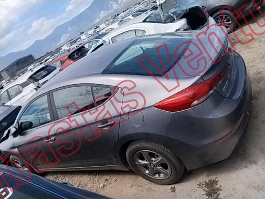 HYUNDAI ELANTRA 2018, foto 8 de 19