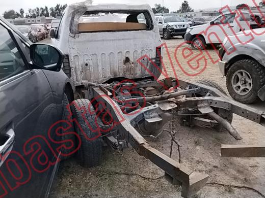 NISSAN NP300 2020, foto 8 de 19