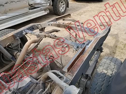 NISSAN NP300 2020, foto 15 de 19