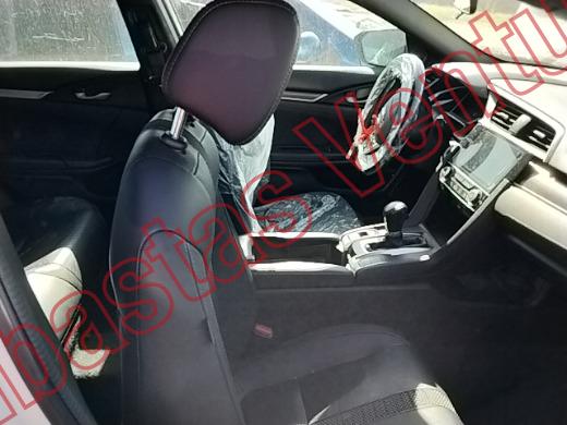 HONDA CIVIC 2020, foto 12 de 19