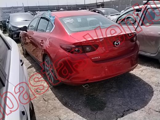 MAZDA 3 2024, foto 8 de 19